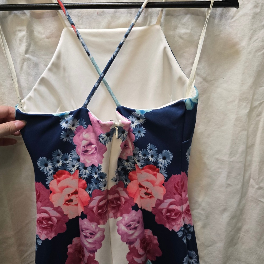 Guess Los Angeles Floral Print Apron Halter Sleeveless Mini Dress 2 Bodycon - Picture 9 of 11